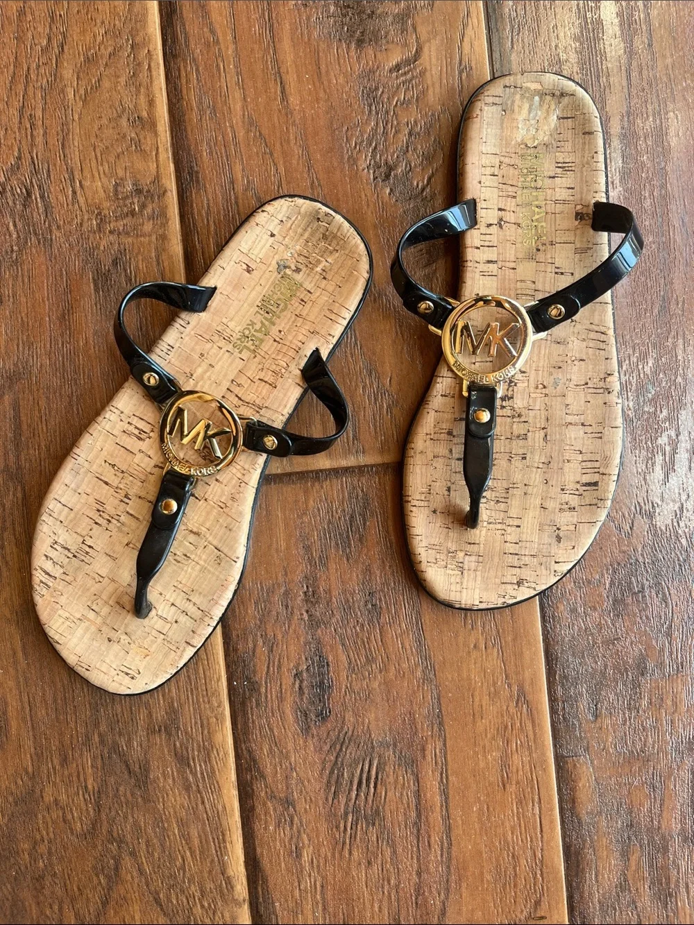 Michael Kors Black Patent Thong Sandals with Gold MK Logo - Size 6